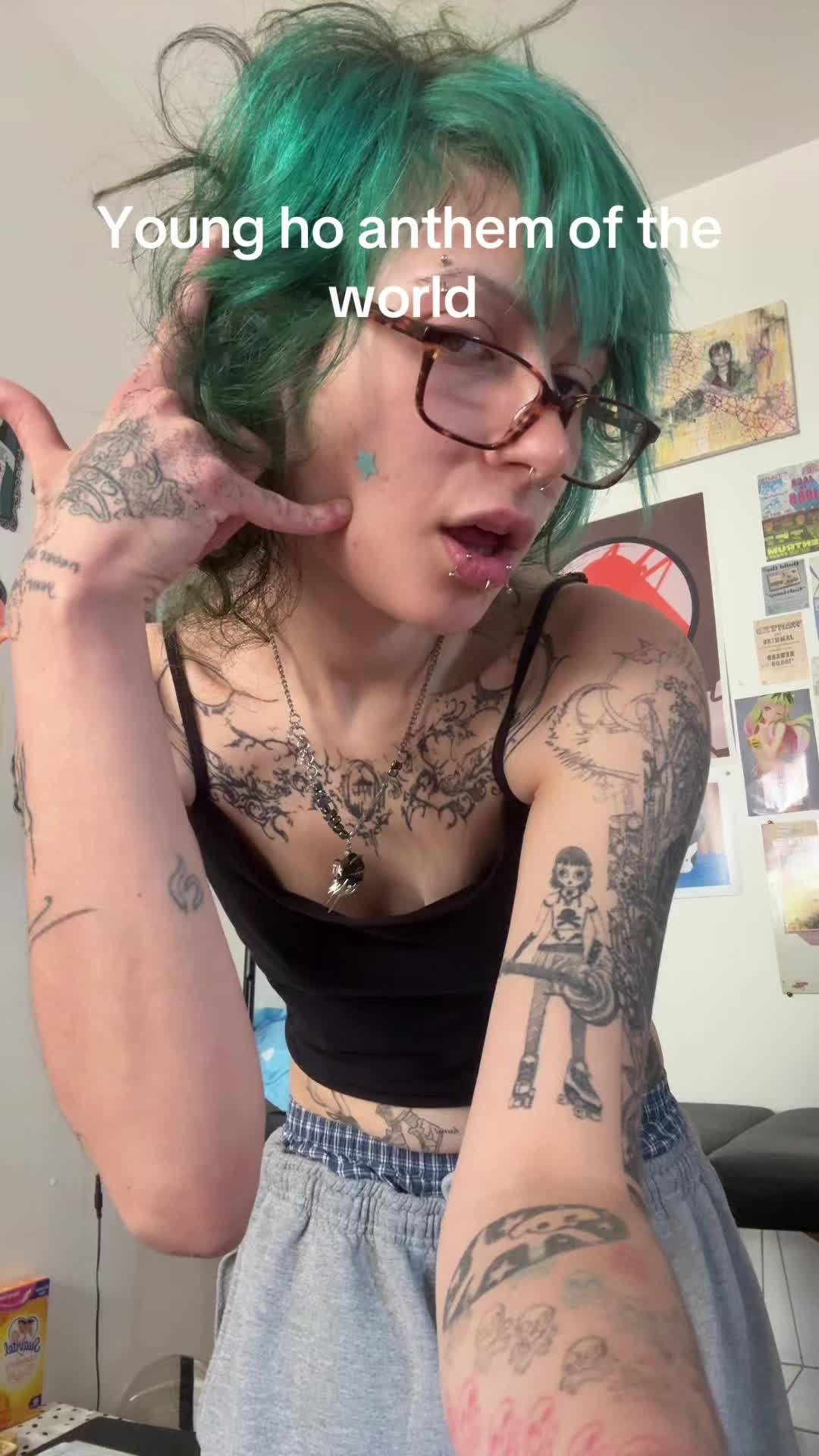 @n0time2flirt