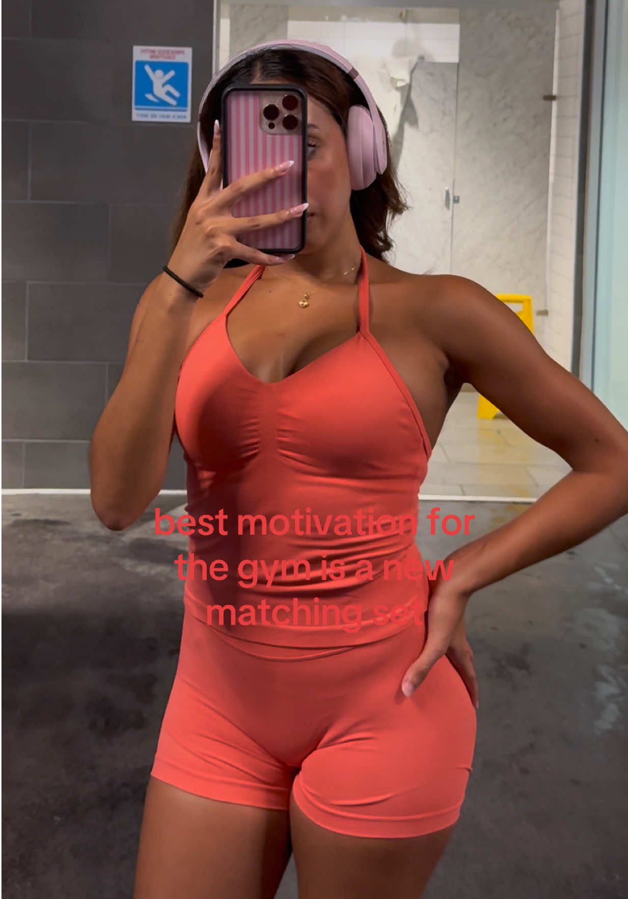 @౨ৎ⋆mina⋆౨ৎ