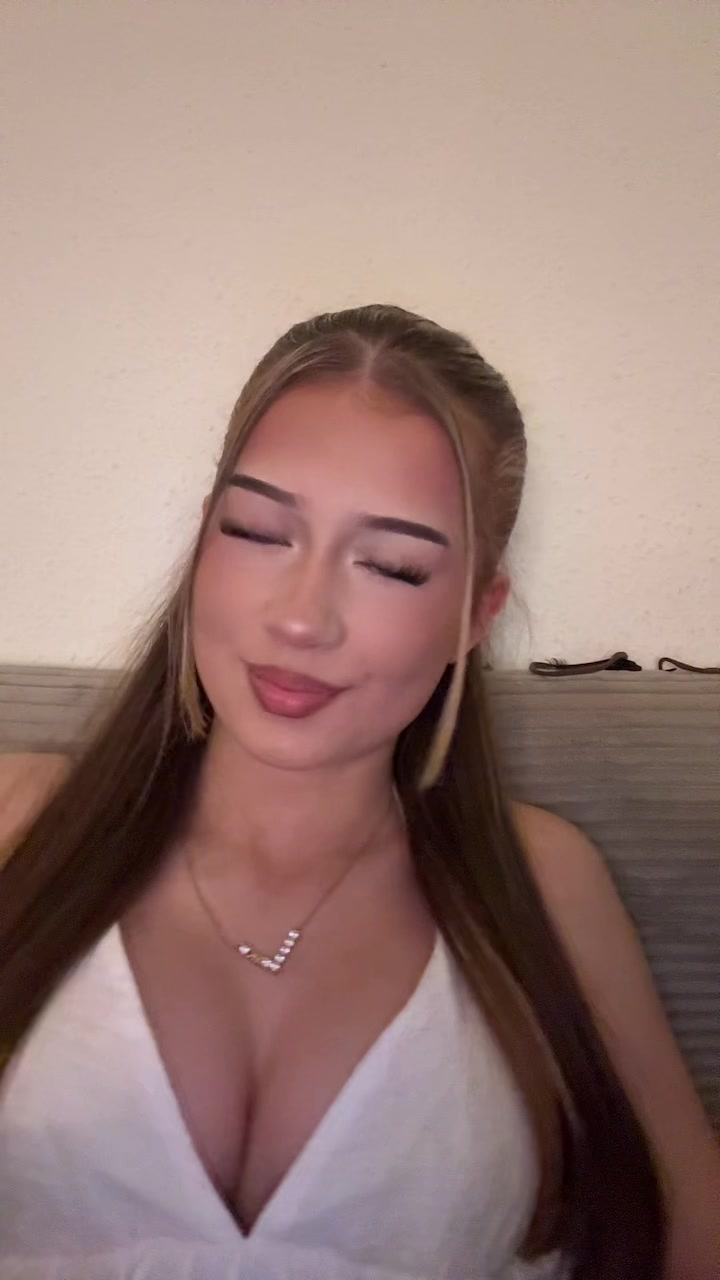 @𝐕𝐢𝐜𝐭𝐨𝐫𝐢𝐚