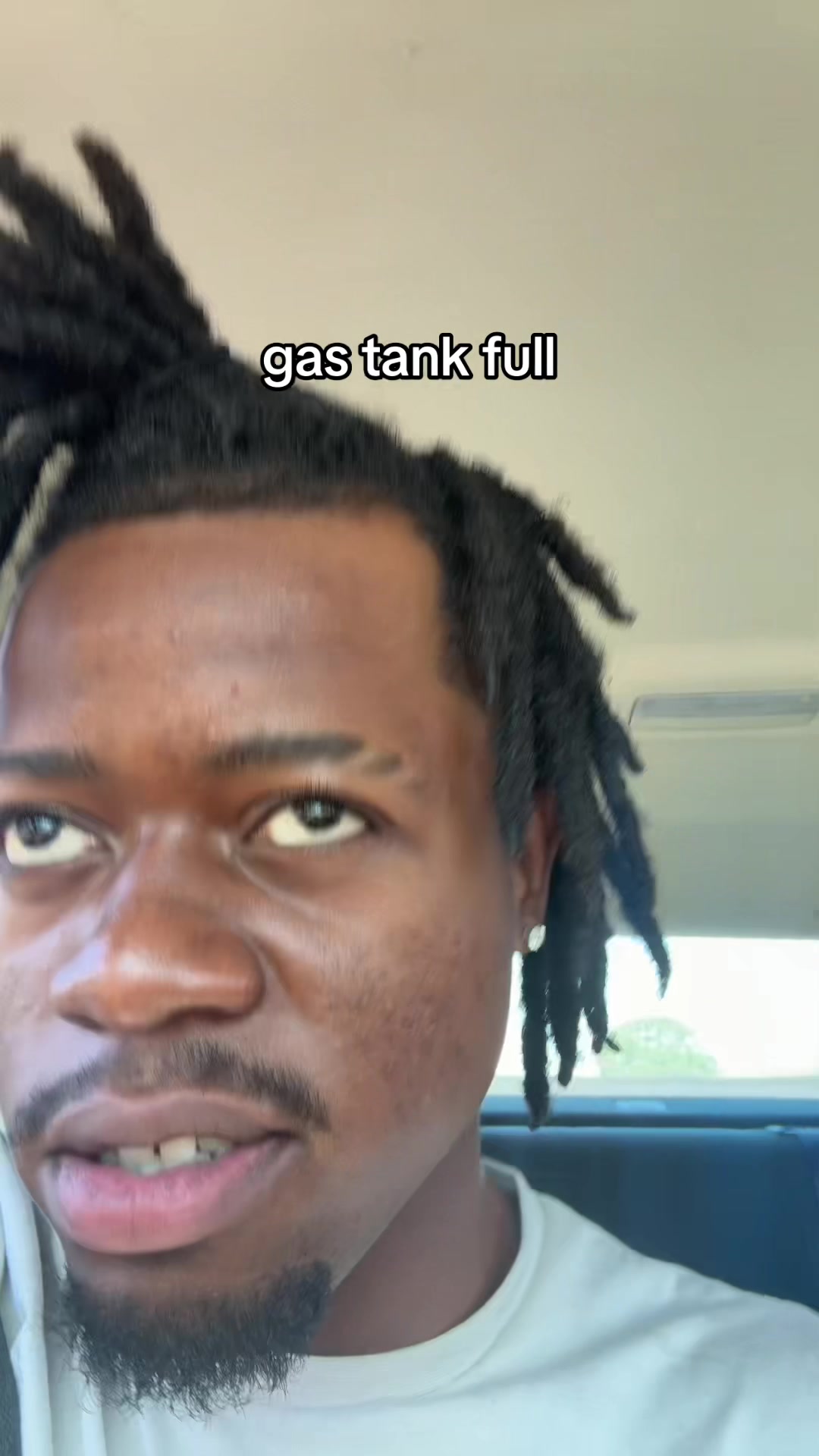 @moyoezzy