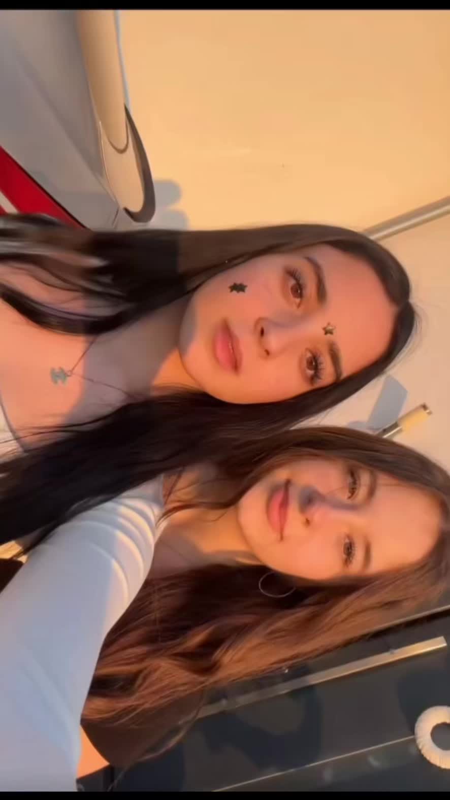 @𝑴𝒆𝒍𝒊𝒂 𝑴𝒐𝒓𝒆𝒏𝒂