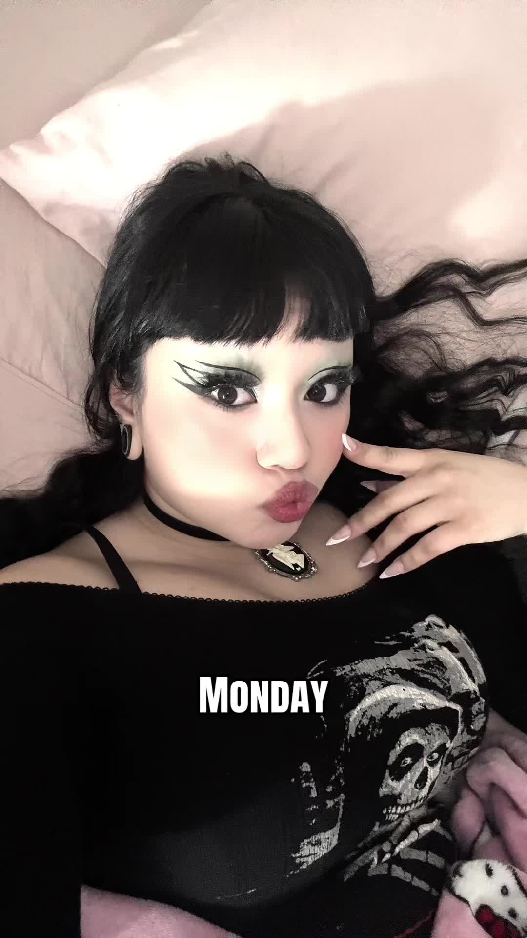 @shindi.crybby