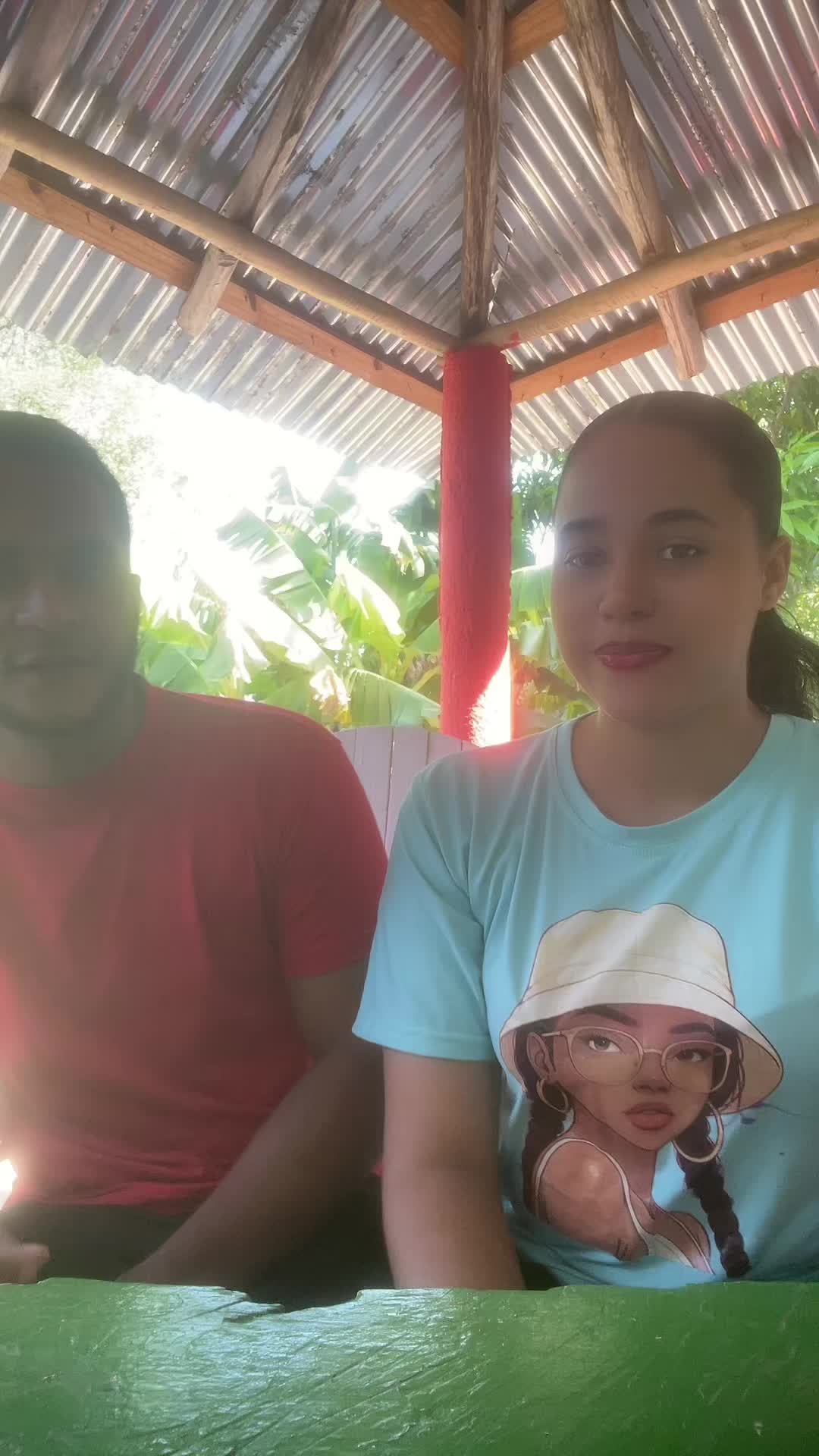 @De Le&oacute;n 🦁