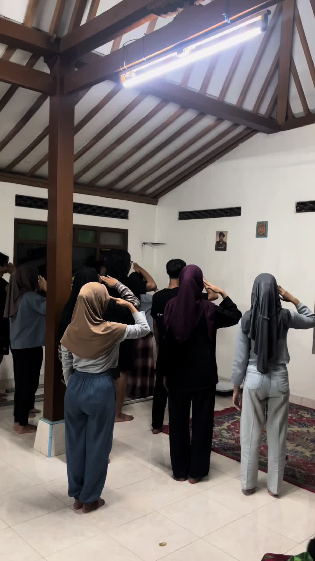 @Kkn17_desatibayan