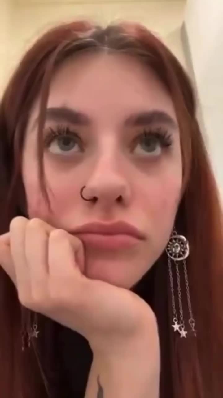 @tiktok.hotties.baddies