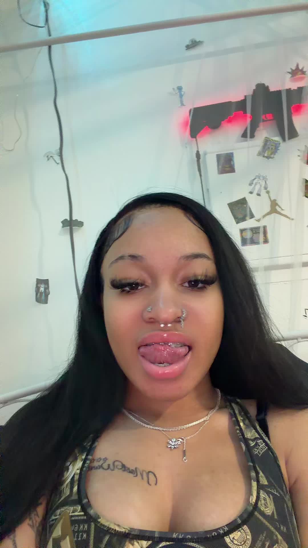 @charmingaangel
