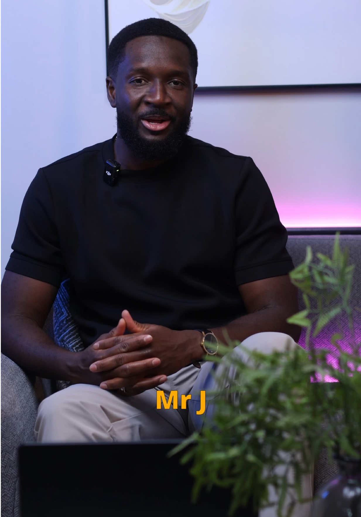 @Mr_J