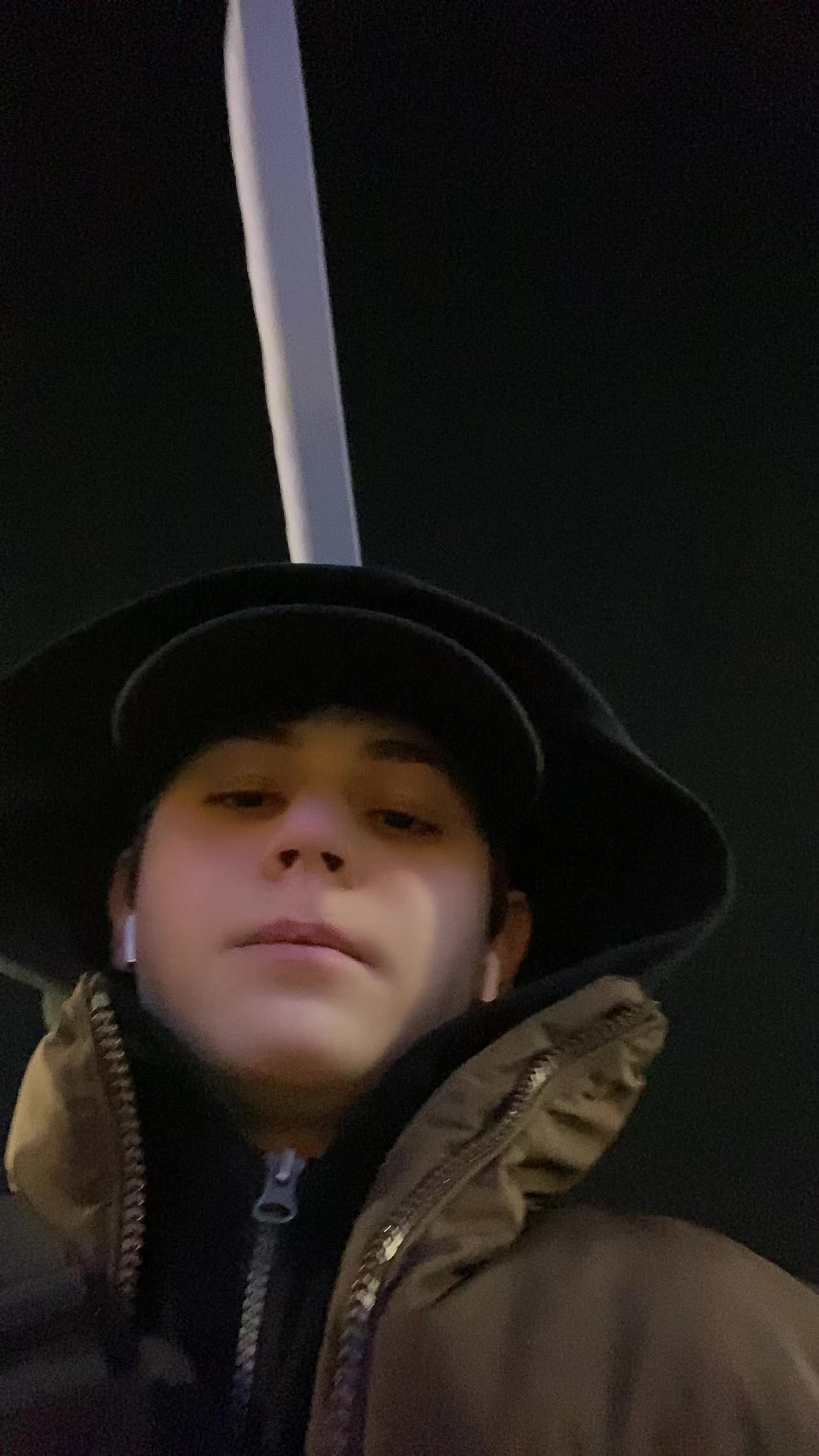 @elldden95_