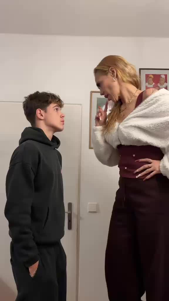 @Rapunzel  🇨🇺🇩🇪