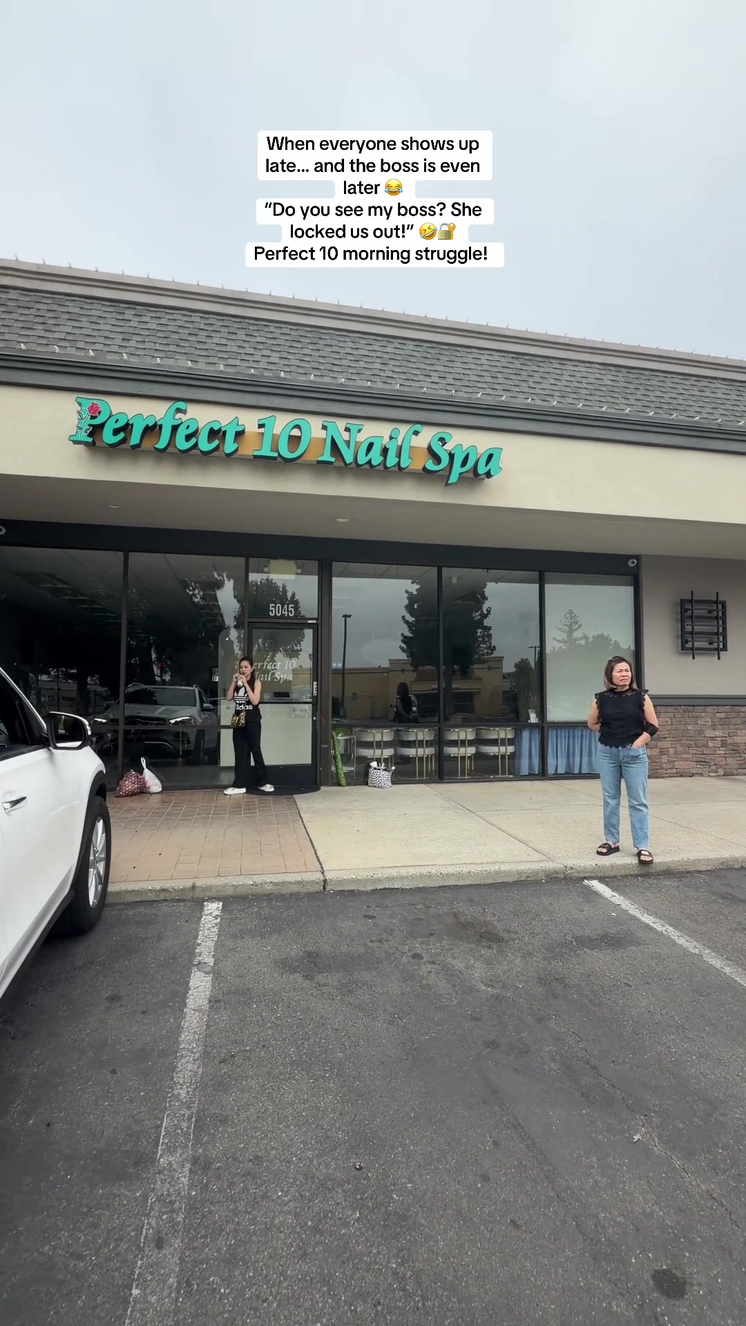 @Perfect10Nailspa