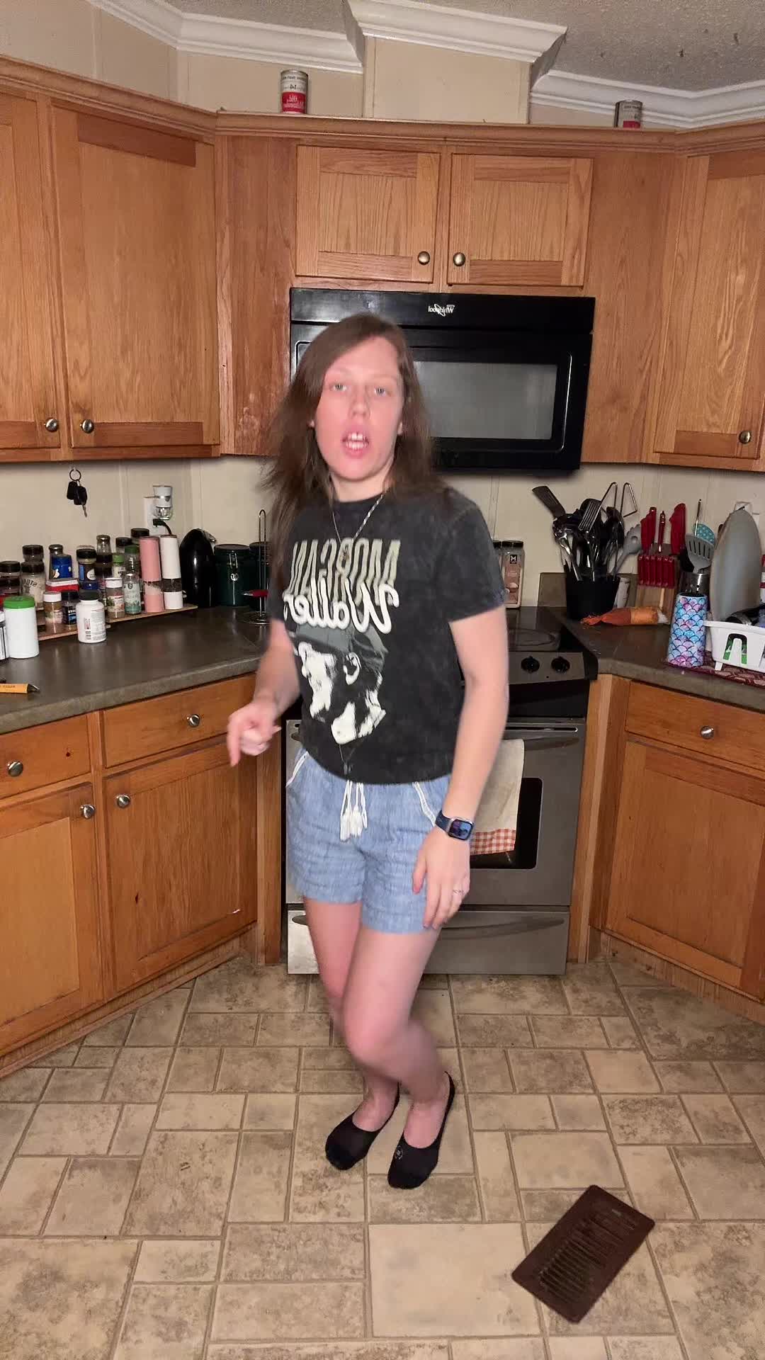 @brookemomoftwo