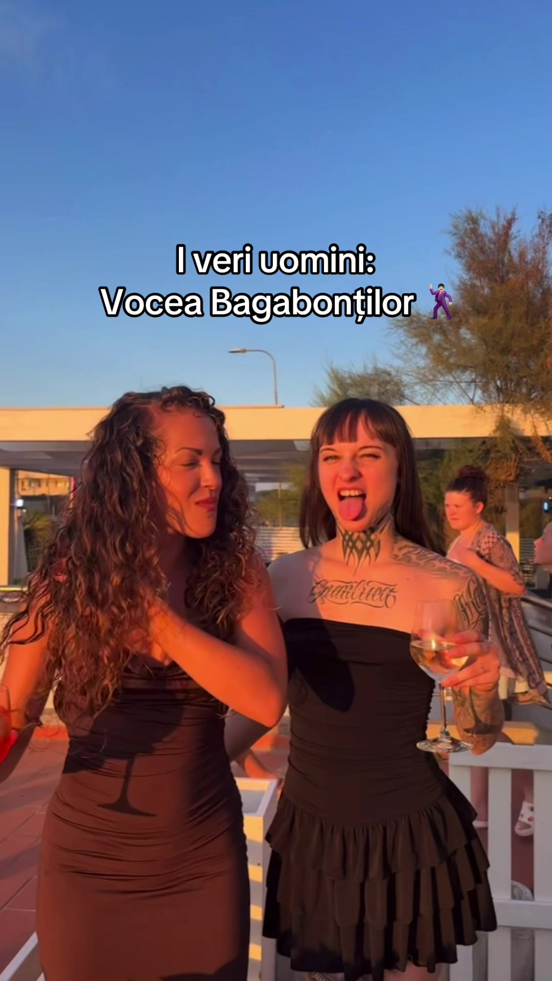 @Skina