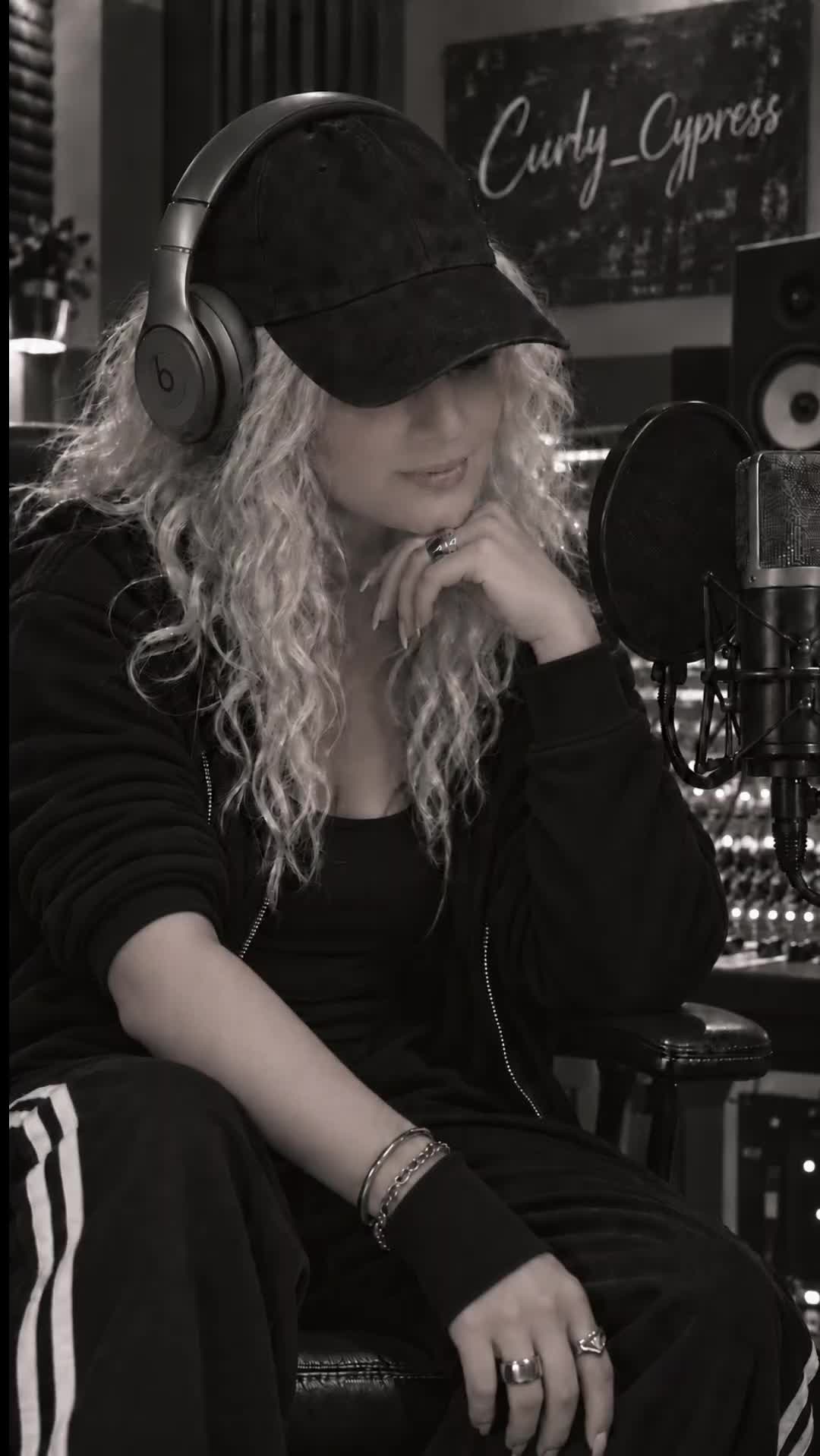 @Curly_Cypress