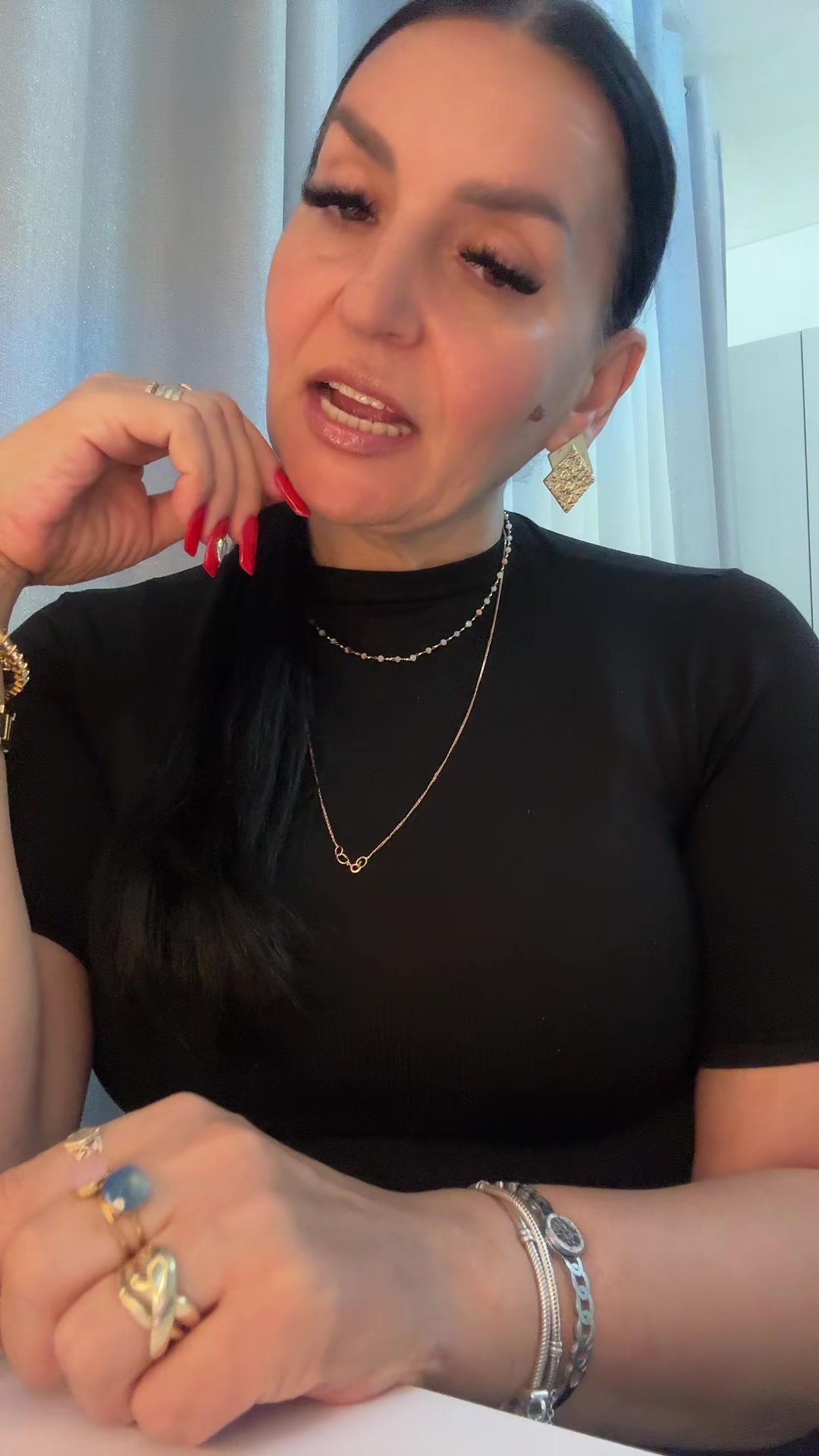@Veronica