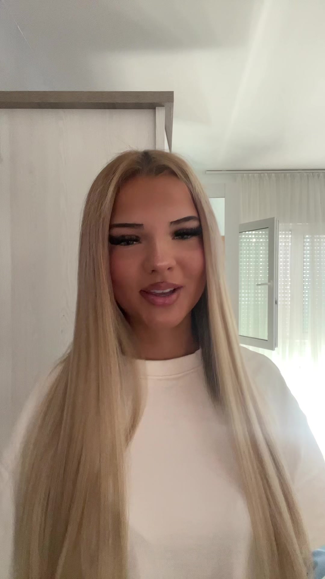 @emilyemnn