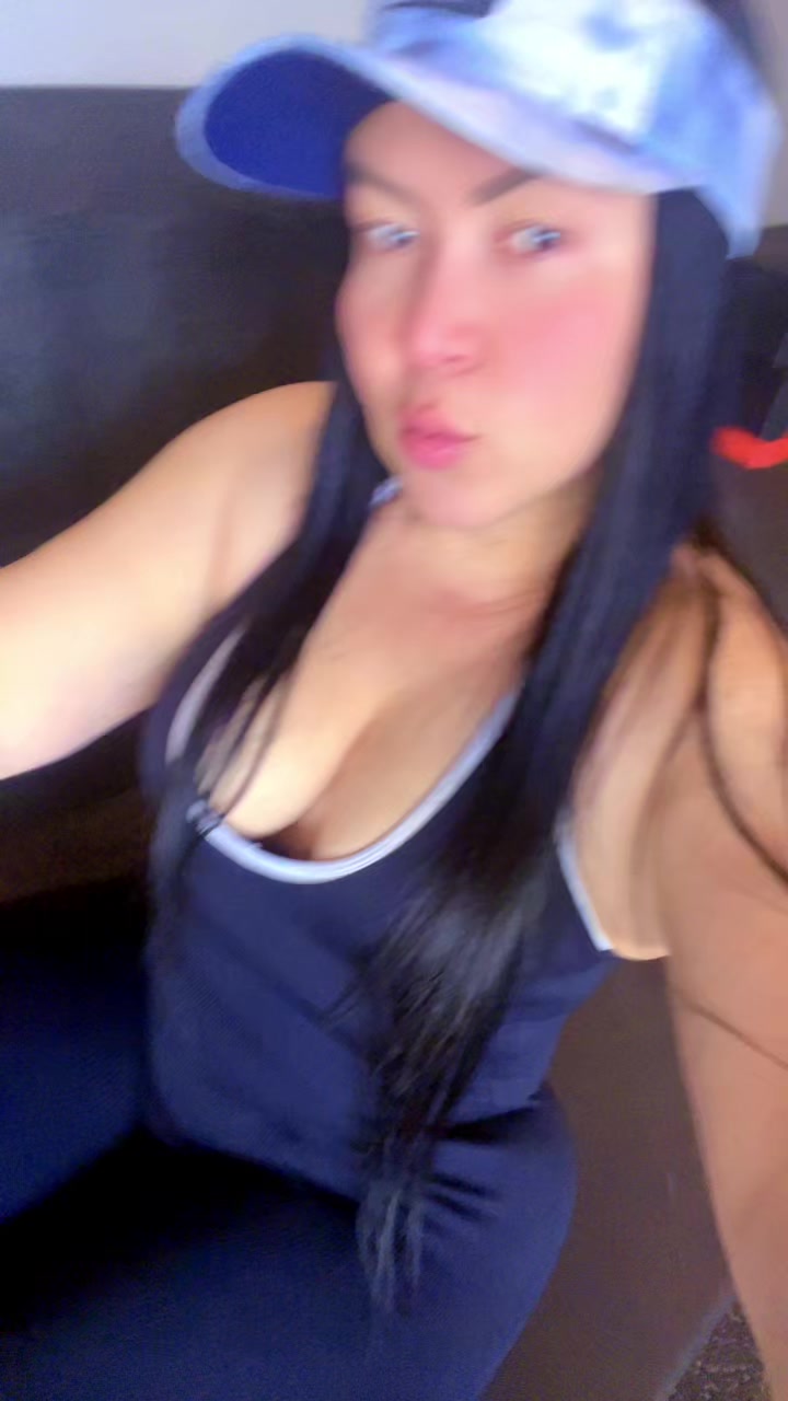 @Desi la Diva🍑🍑