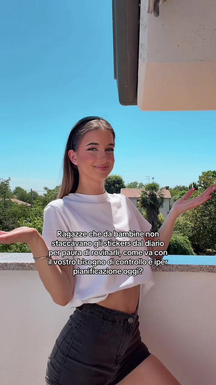 @𝐌𝐀𝐑𝐓𝐈𝐍𝐀 𝐏𝐄𝐑𝐈𝐍