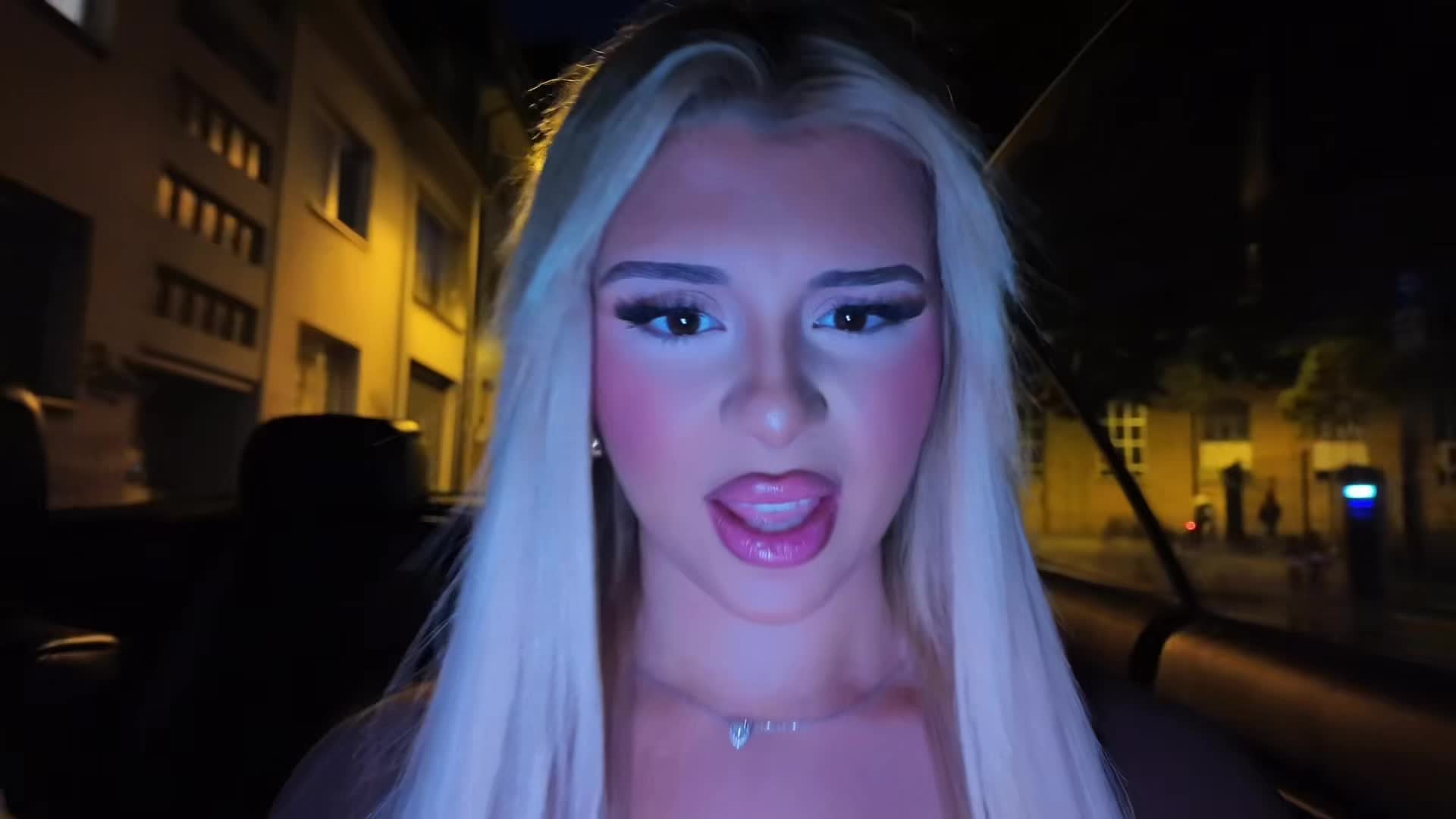 @M A R Y