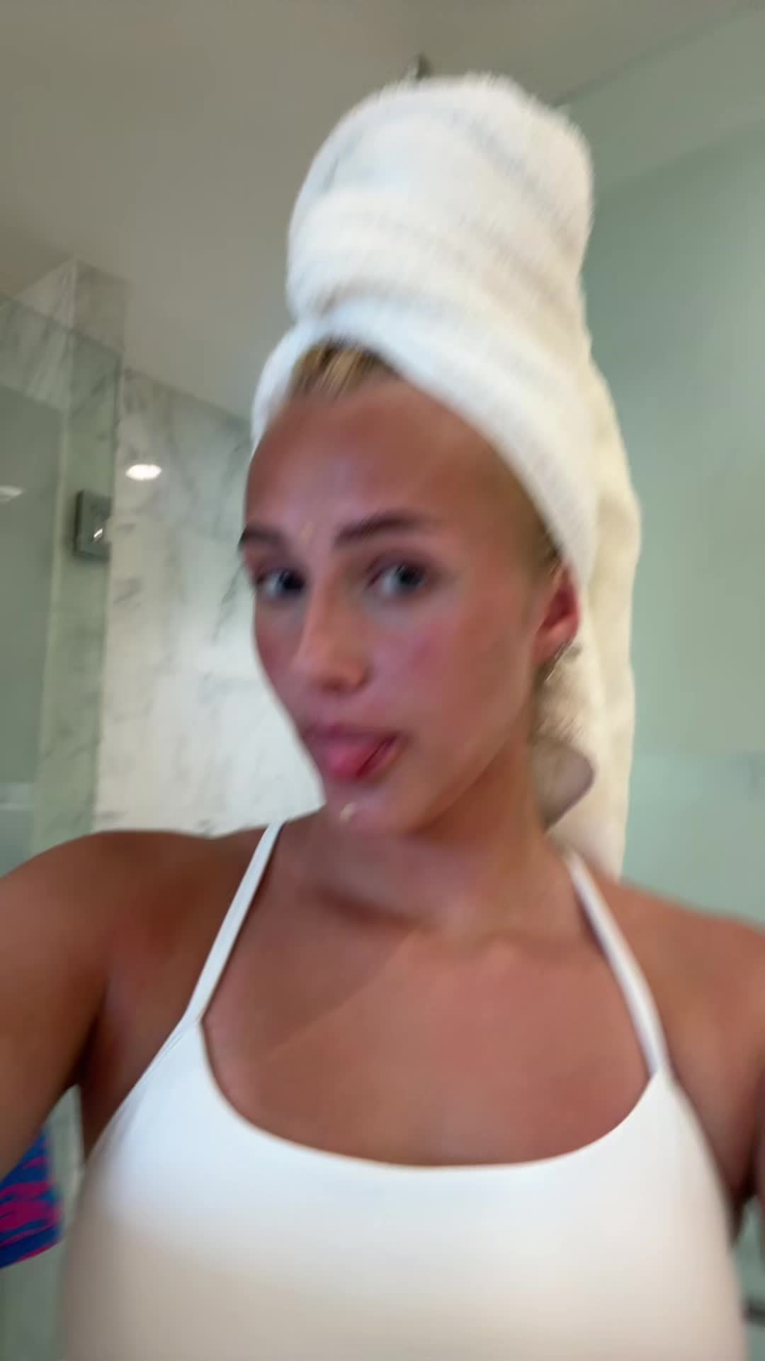 @laurenr