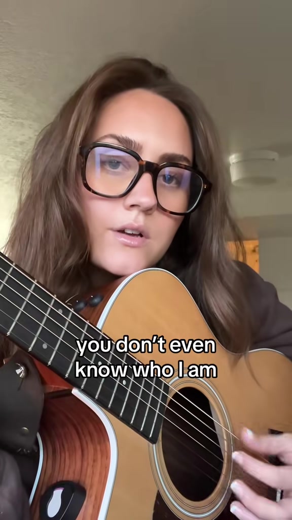 @Hayley Victor