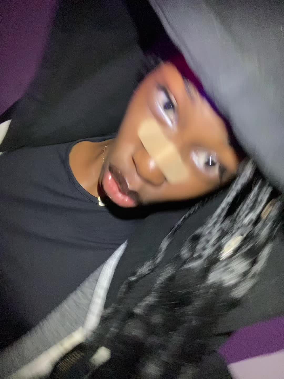 @SŁ🦇M DĨV&Aring;