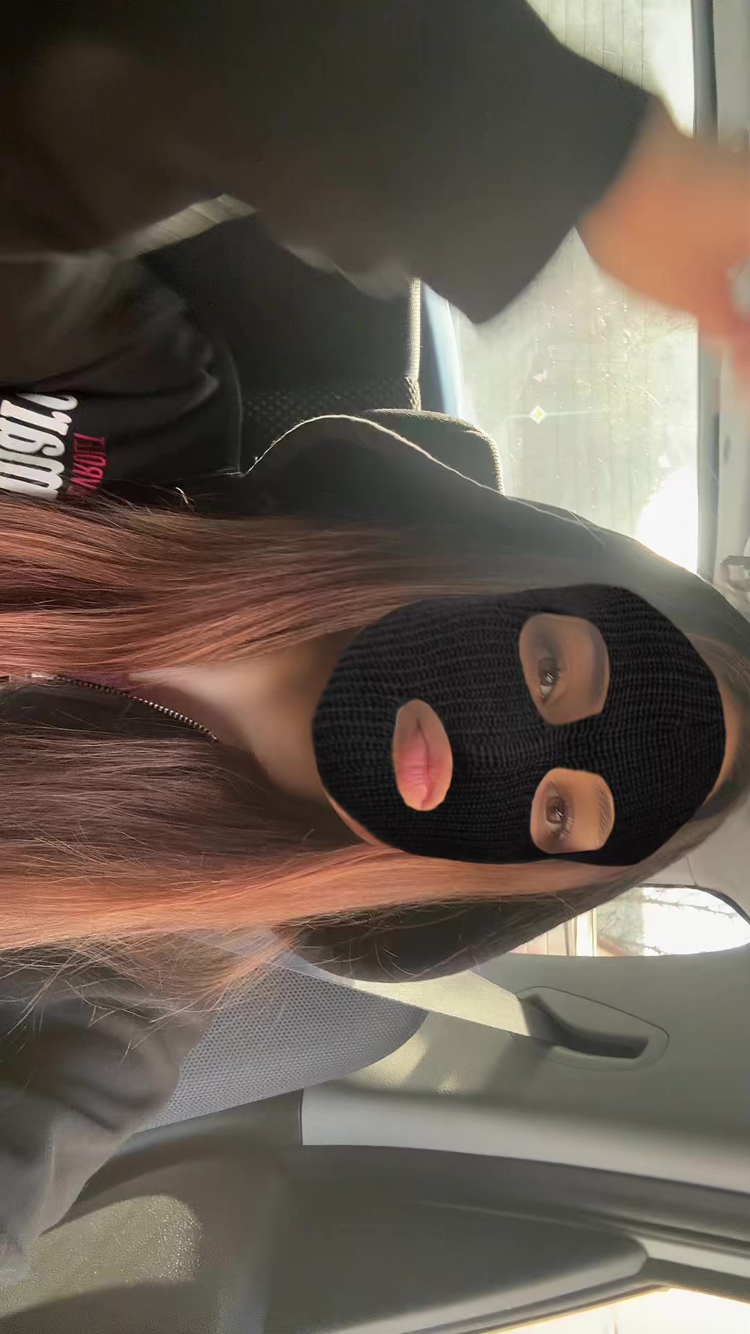 @Карасььь