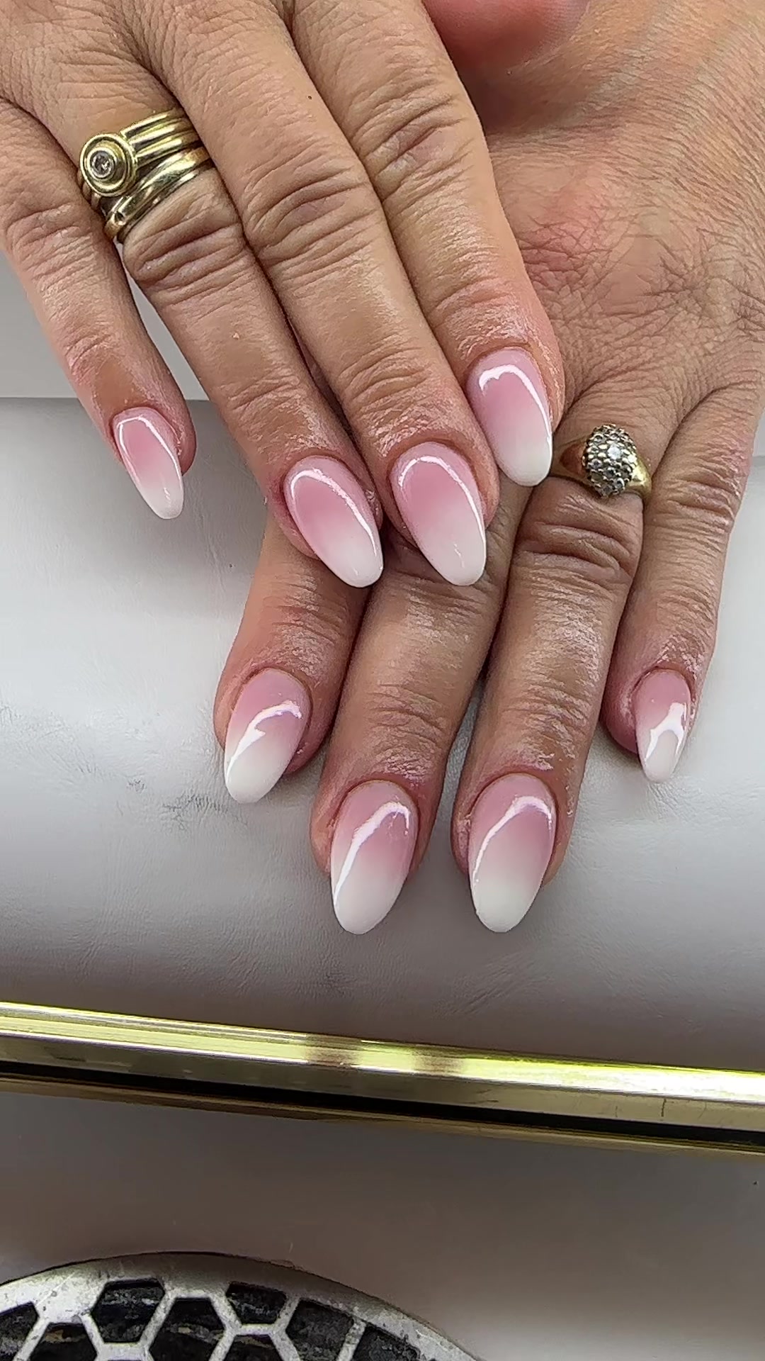 @Hairartist_nails