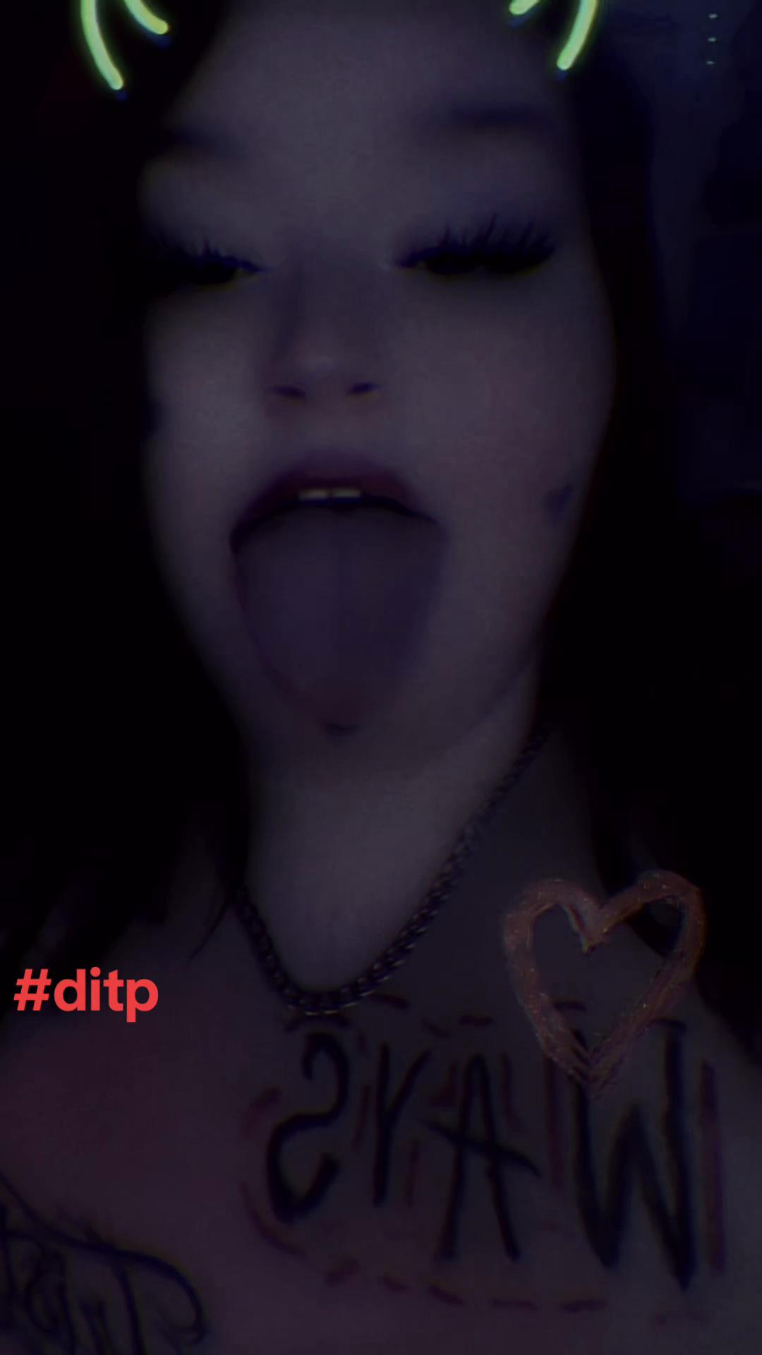 @moninextdoor25