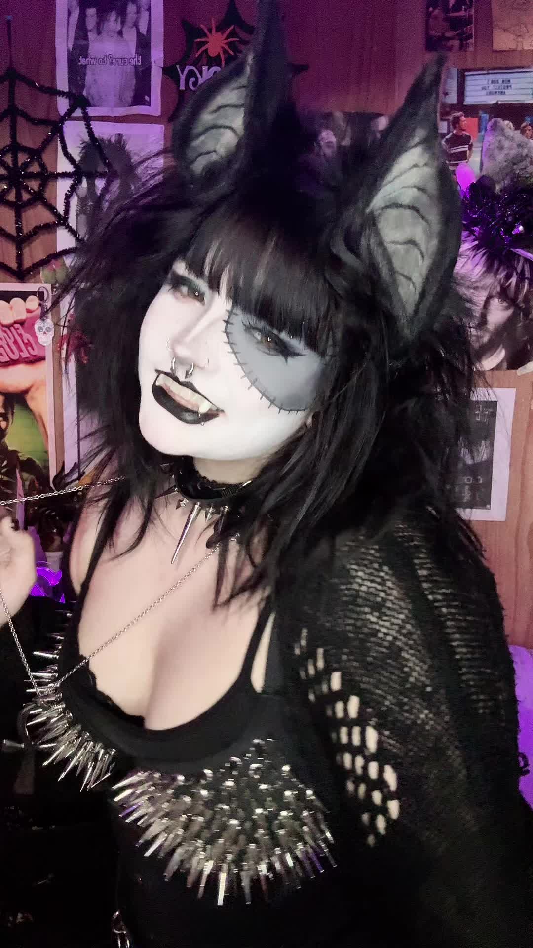@𝐁𝐞𝐥𝐥𝐬 ;𝟑 🐾