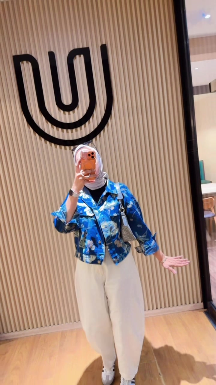 @KacaMataHitam
