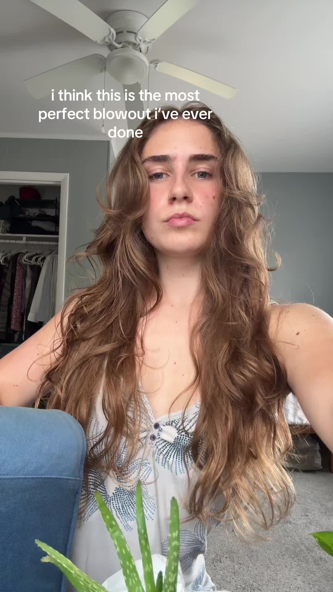 @🐝