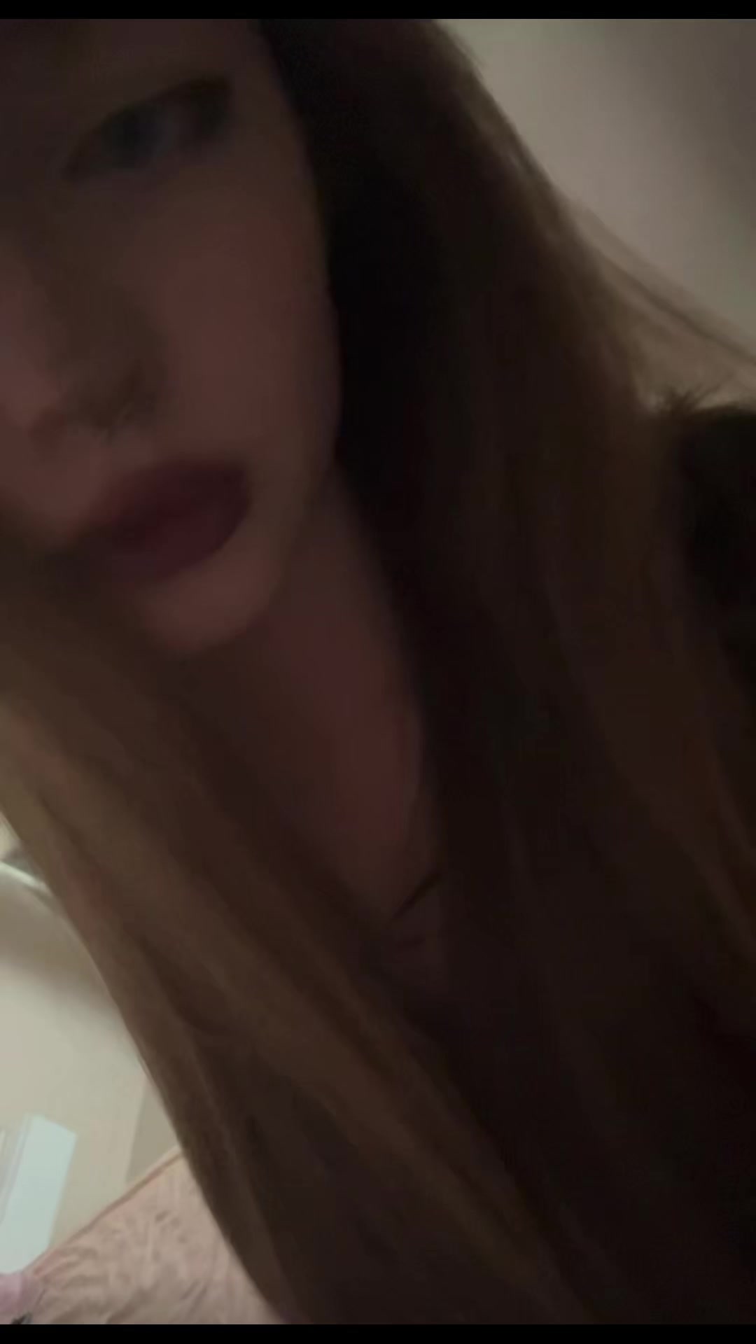 @GL0my