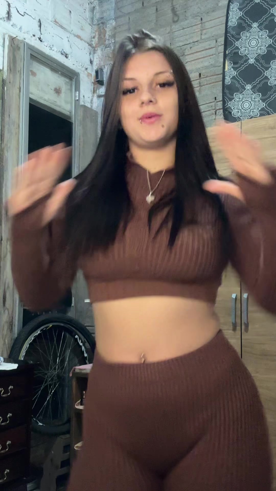 @G🎀