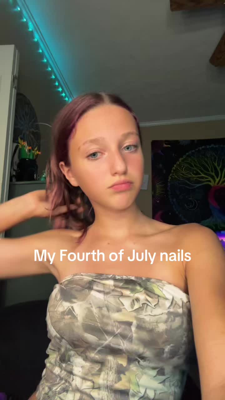 @Your fav girl