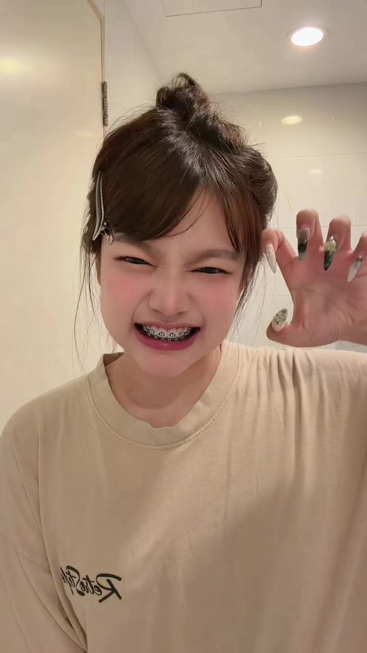 @Fernfifi ヅ