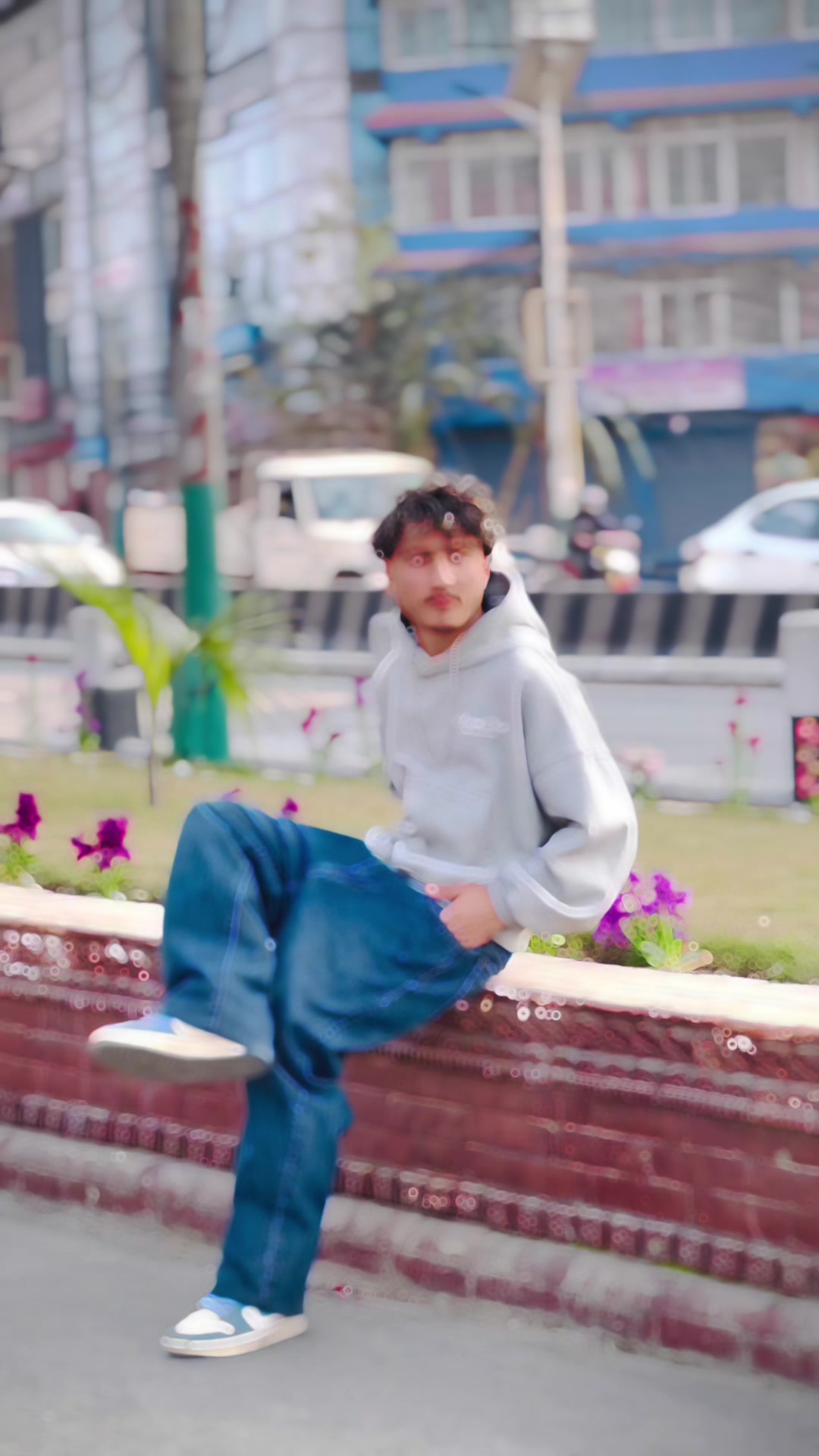 @Balla chineu………-