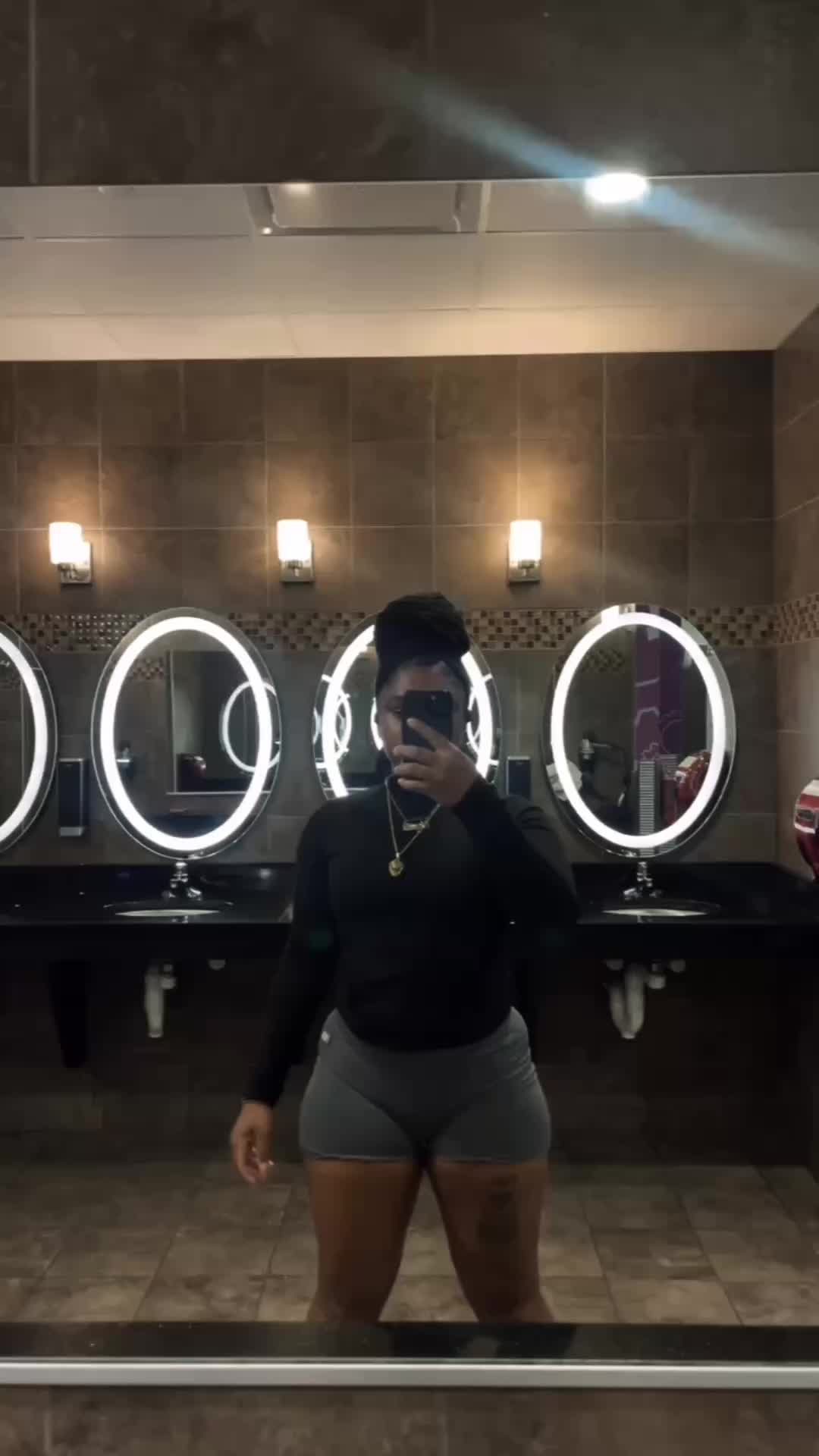 @ShayButter🤎🖤