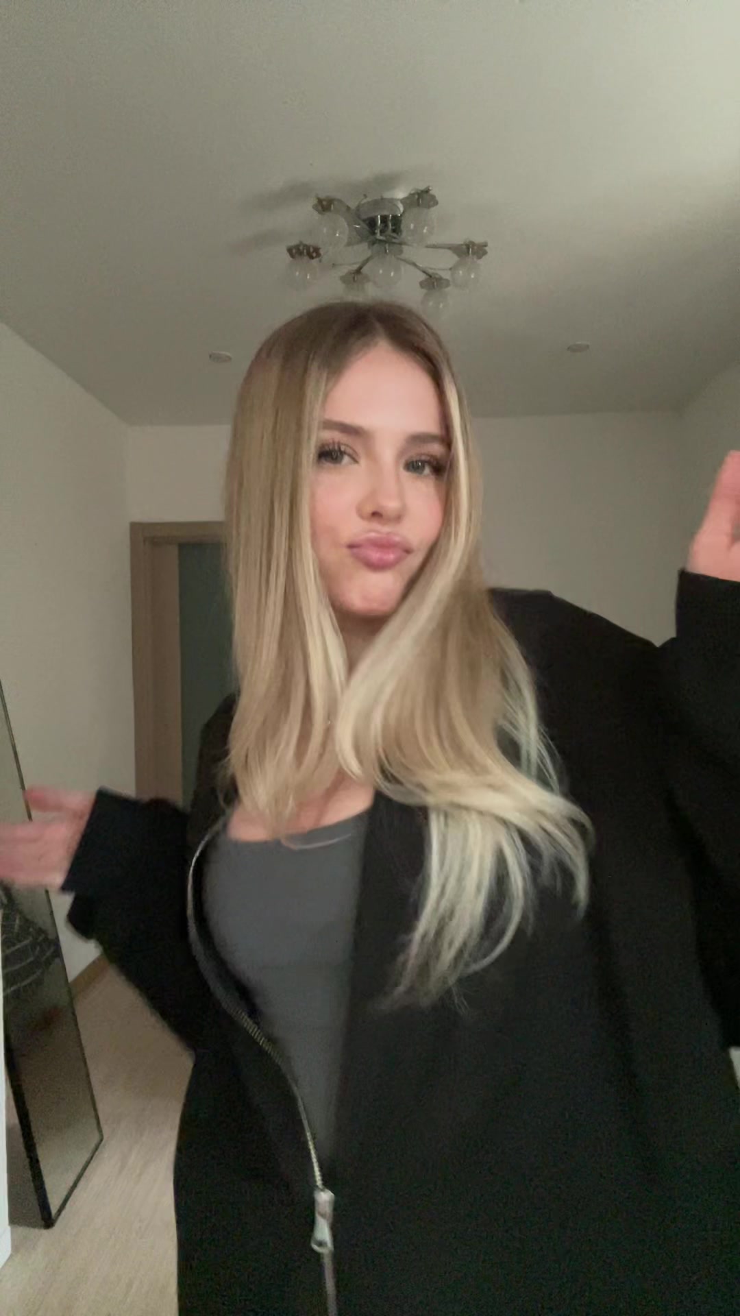 @Eva