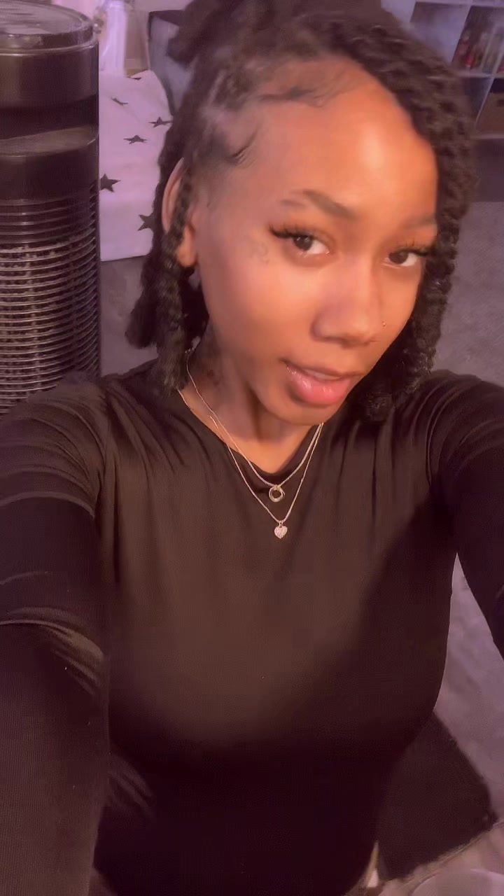@goldennngoddesss