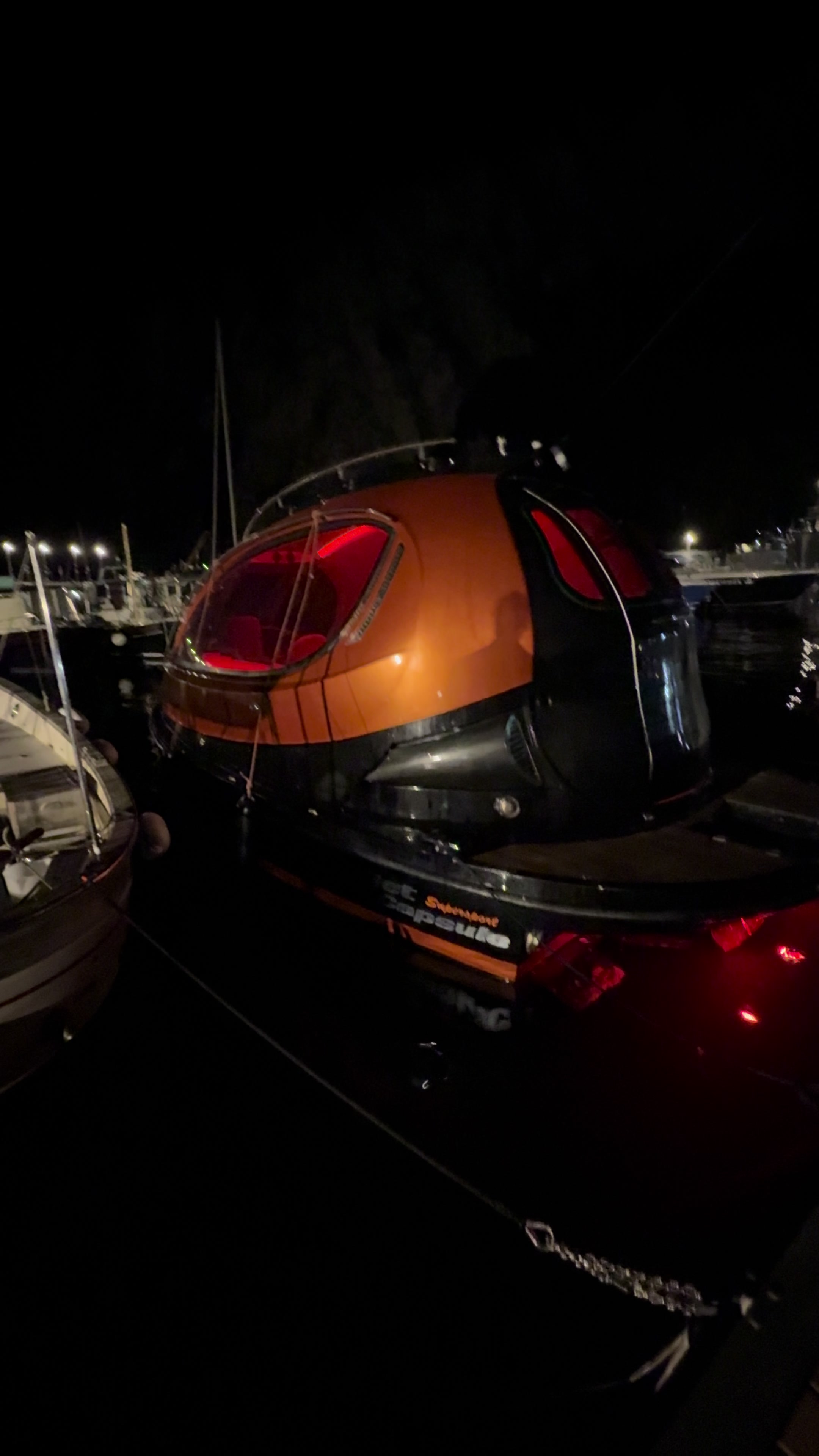 @Jet Capsule