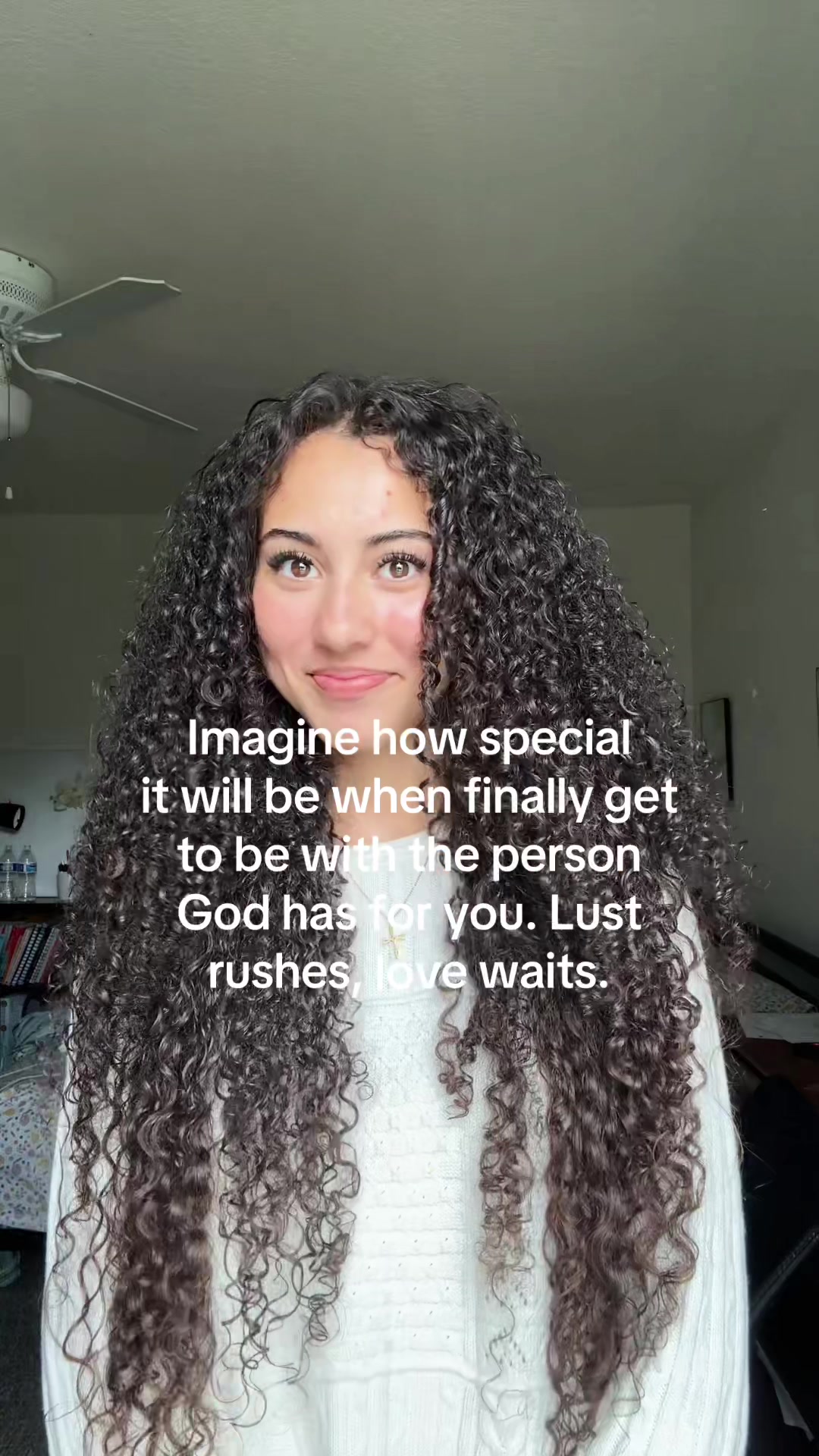 @Alyssa Fernandez ✞