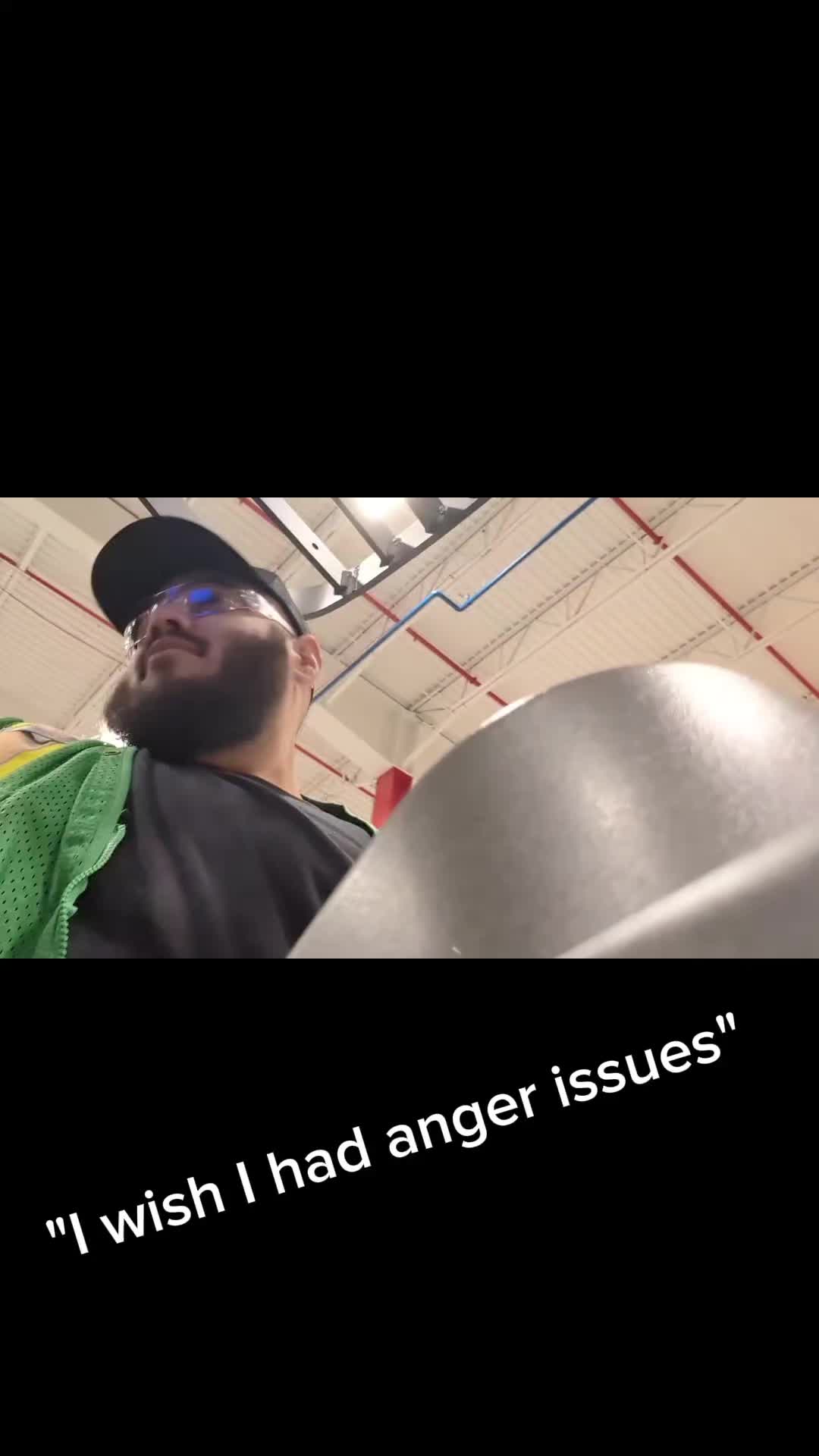 @JoeyMoey