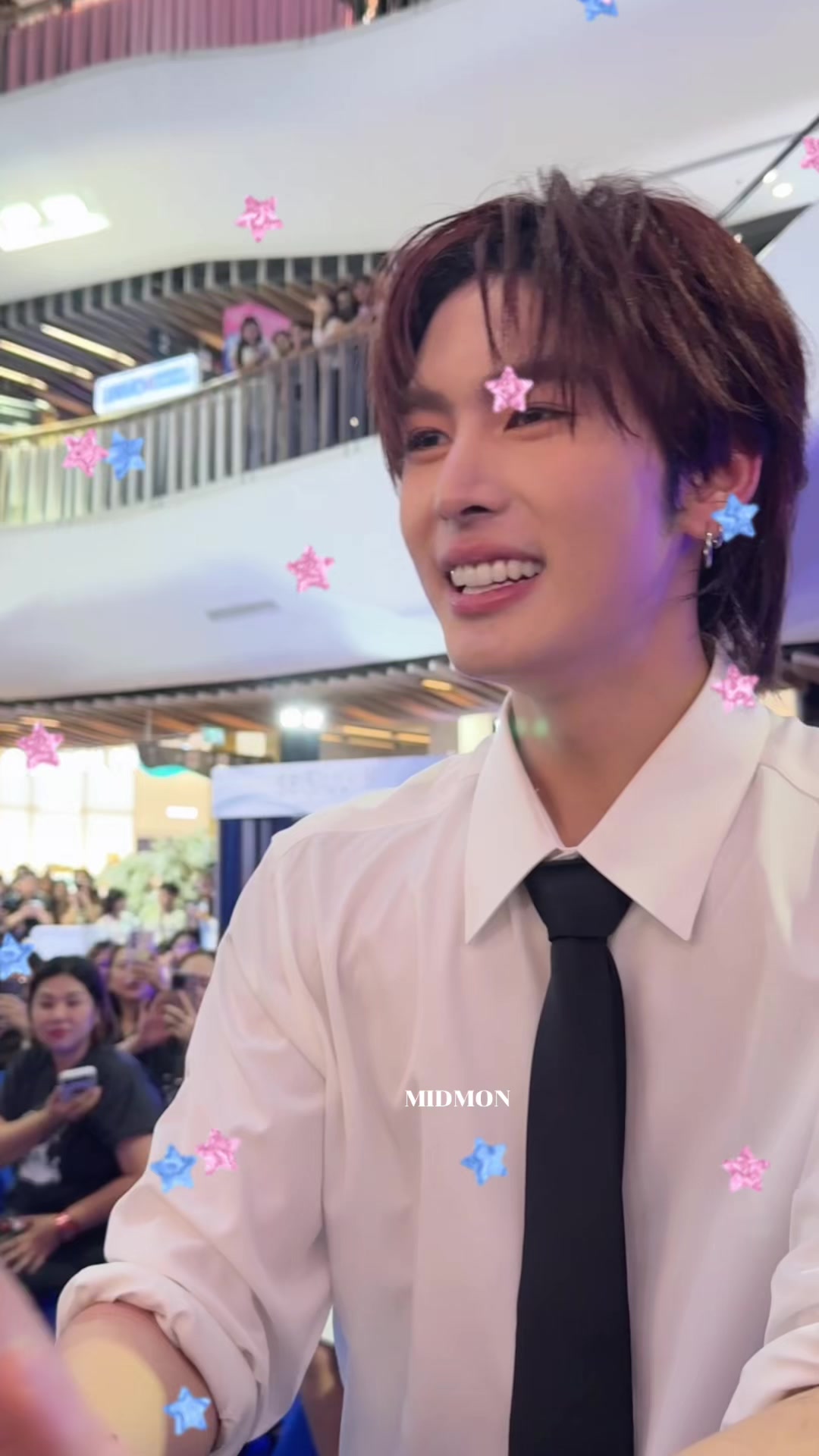 @ෆ˚⋆୨ มอนอ ୧⋆˚ෆ