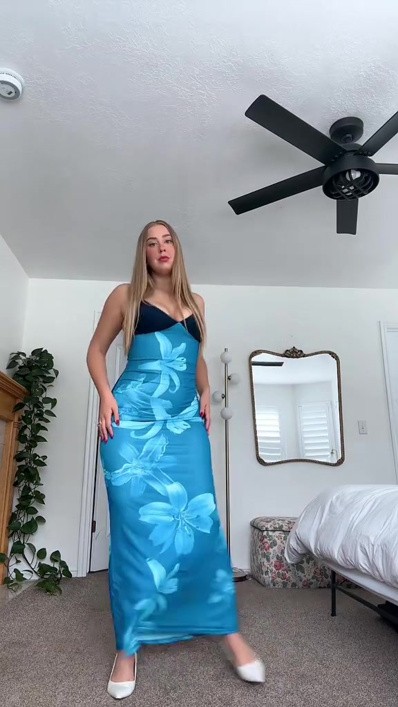 @itsthespacecowgirl