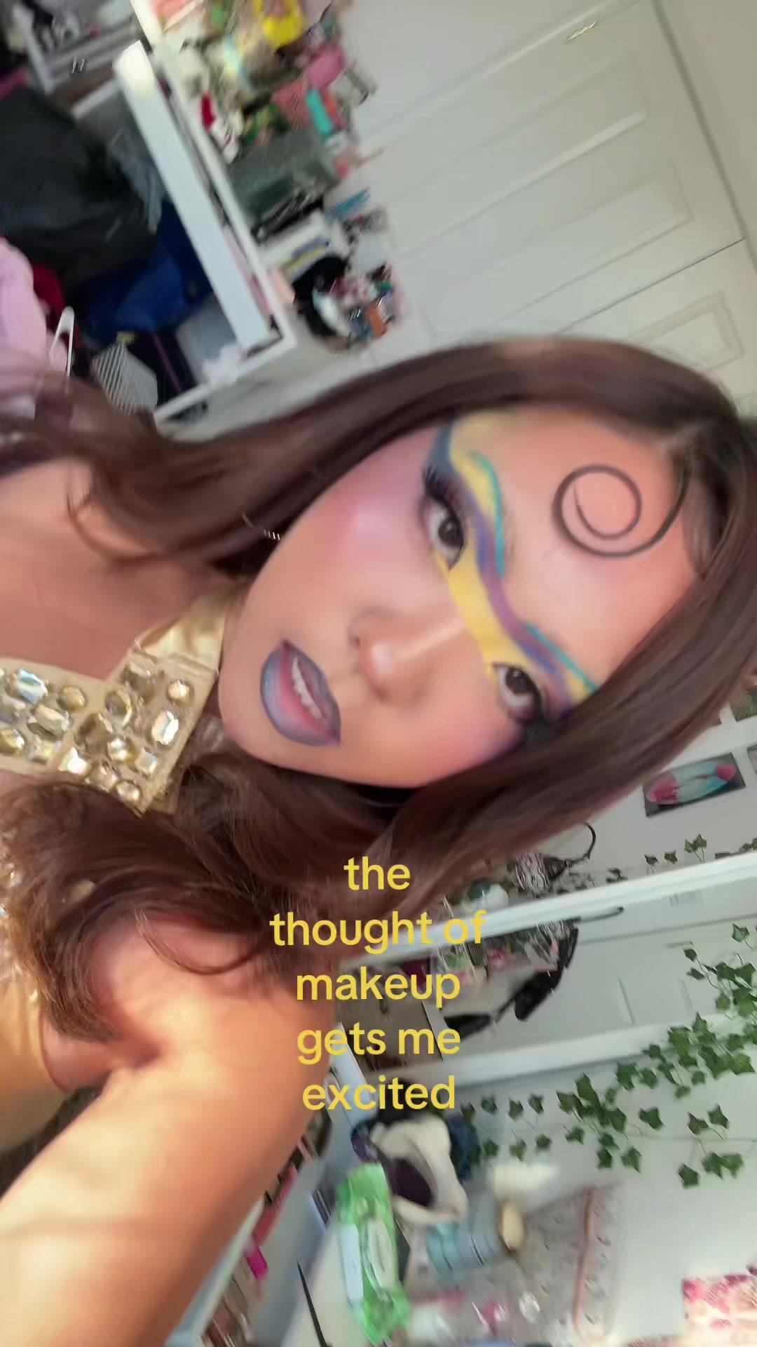 @<3