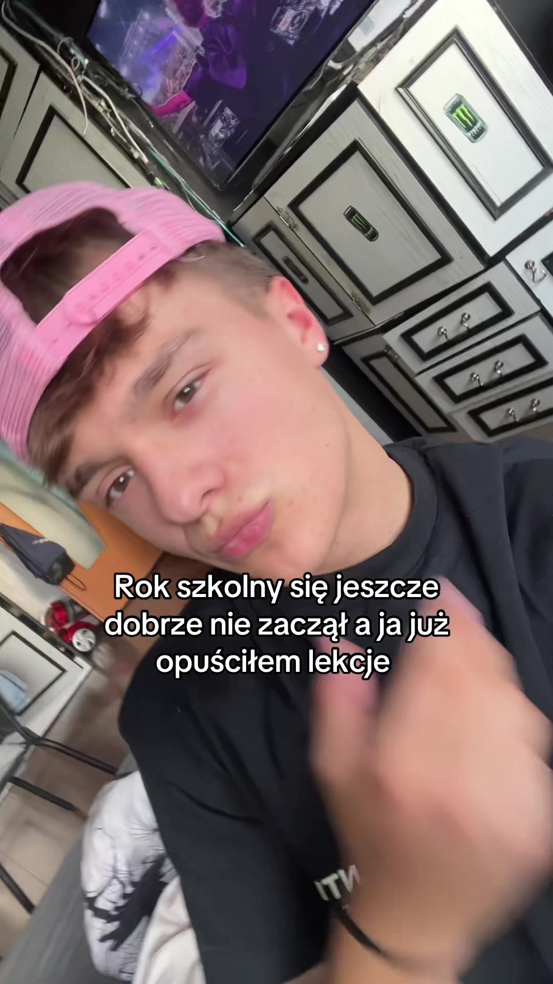 @kvbus_🫅🥷🏽