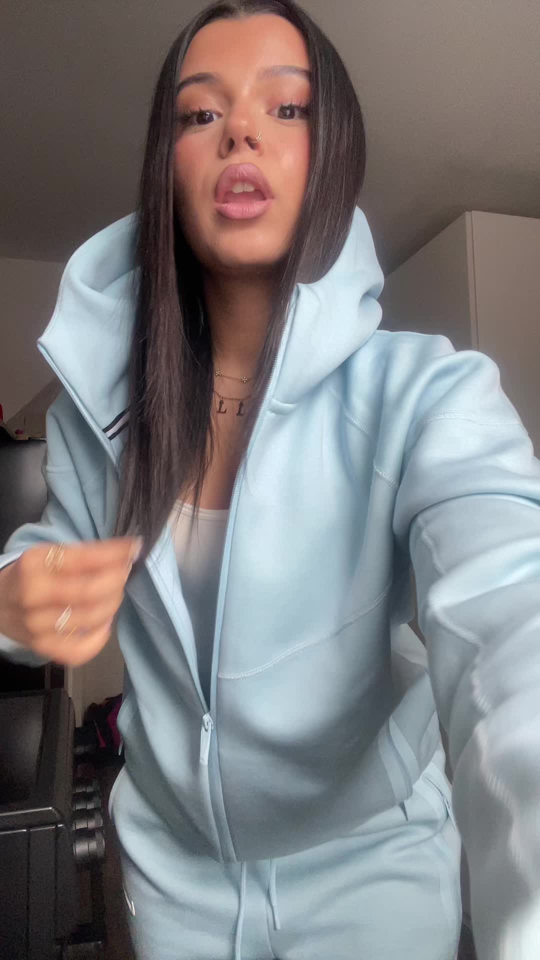 @Λίλιαν🌺
