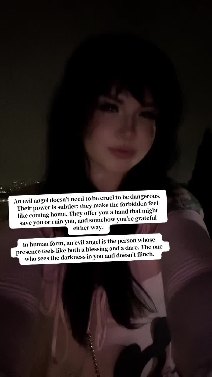 @mars as a girl ❤️🔥