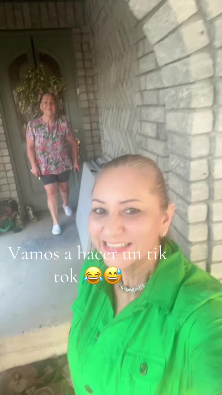 @elvia karime