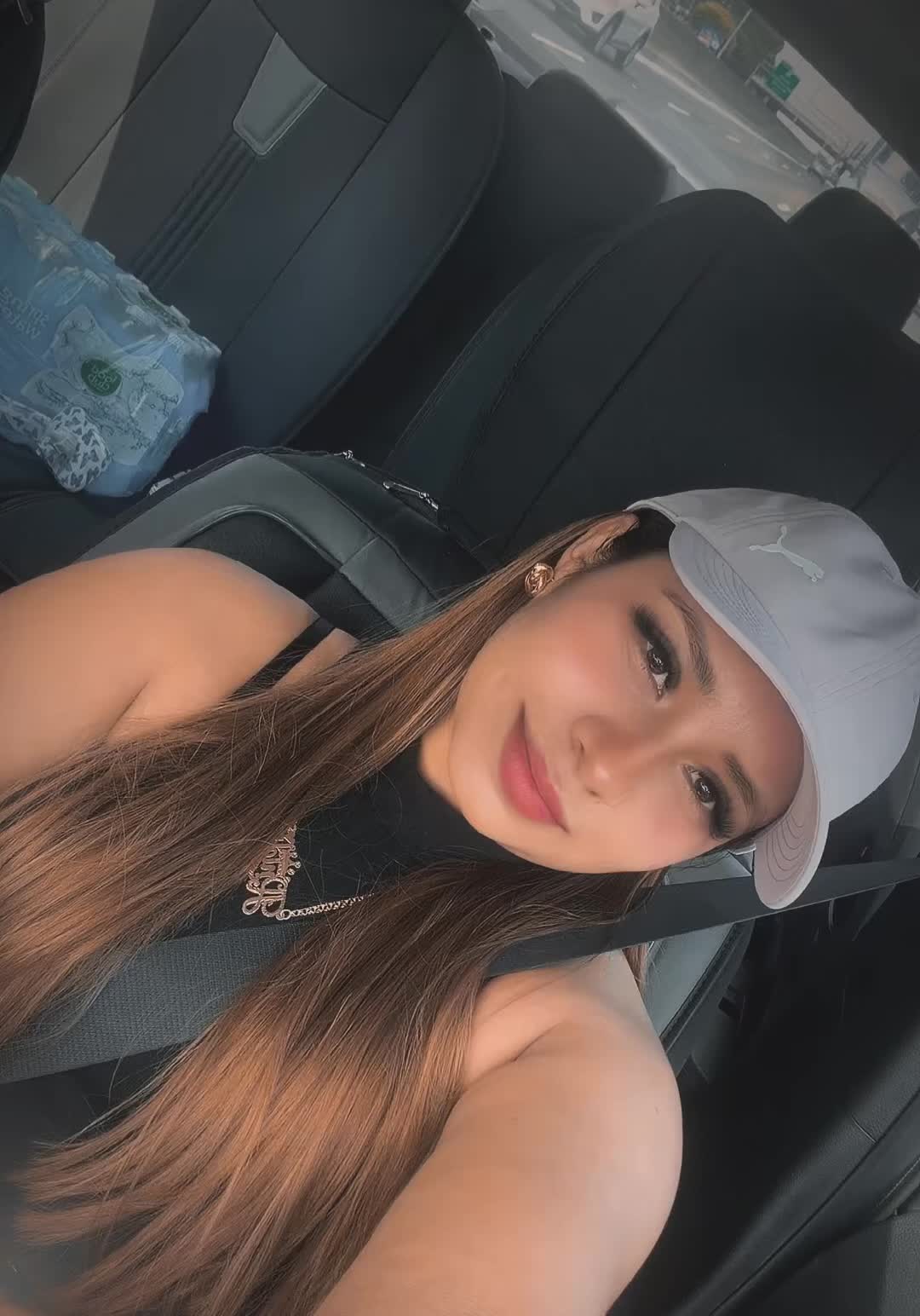 @Ani 🦋🧿📿